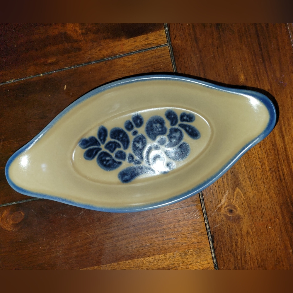 Pfaltzgraff Blue and Tan Serveware Dish